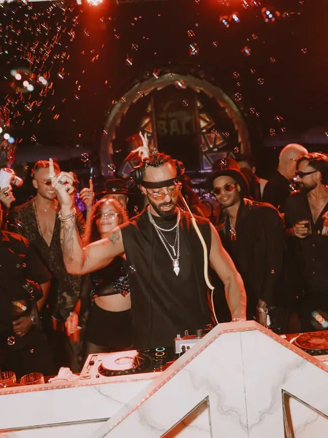 25.06.21 GoB and Les Toilettes photo-44_resized.jpg